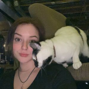 Meet your Posher, Mikayla